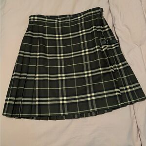 Burberry Vintage Dark Green Plaid Pleated Wool Skirt Size 12
